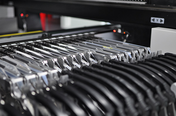 深圳SMT貼片飛達(dá)維護(hù)：確保供料穩(wěn)定的5個(gè)核心步驟