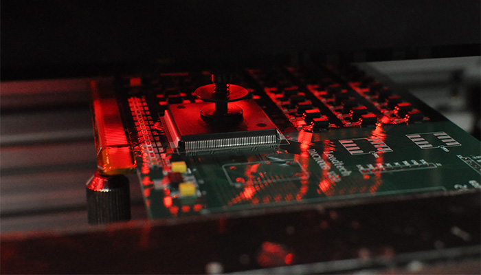 【新手必看】SMT貼片加工全流程技術(shù)指南：從鋼網(wǎng)制作到回流焊控制，一文掌握核心工藝