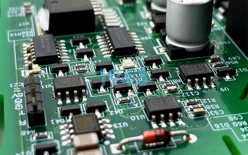 SMT貼片加工與PCBA代工的區(qū)別是什么？一文講清核心差異